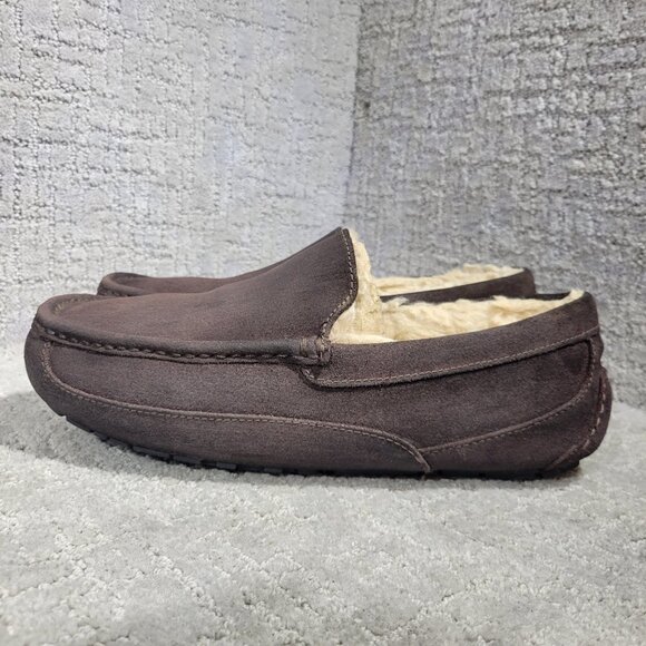 UGG Other - Ugg Ascot Men's Size 11EEE US Brown Suede Slip On Wool Shearling Shoes 1103889